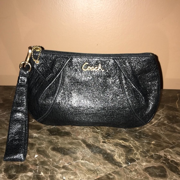 Authentic Coach wristlet - Picture 1 of 2